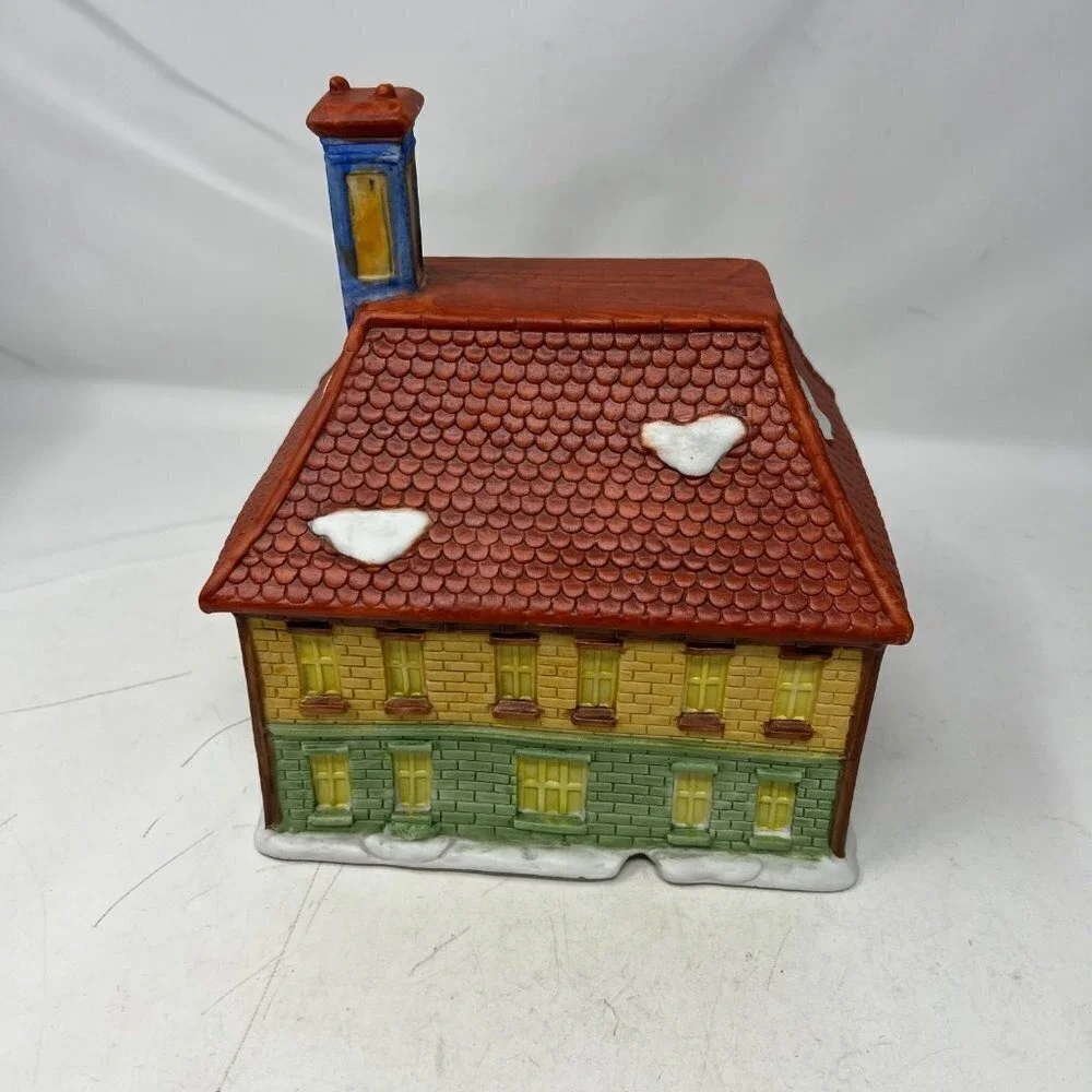 Dickens of London Scrooge House Lighted Porcelain‎ Collectible Ebenezer